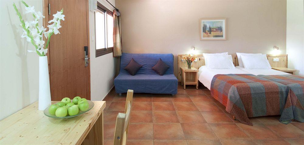 Nof Ginosar Kibbutz Hotel Zewnętrze zdjęcie