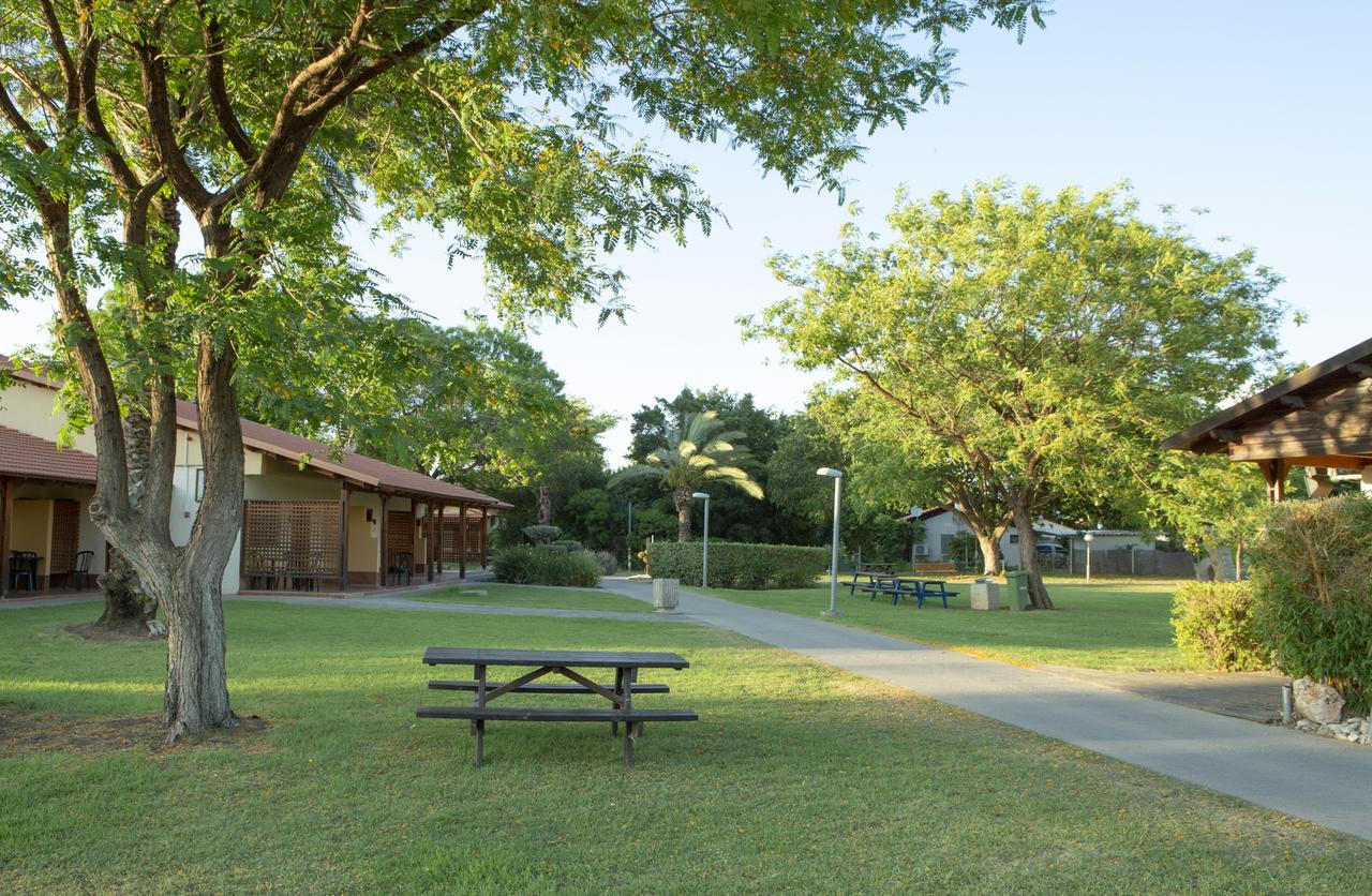 Nof Ginosar Kibbutz Hotel Zewnętrze zdjęcie