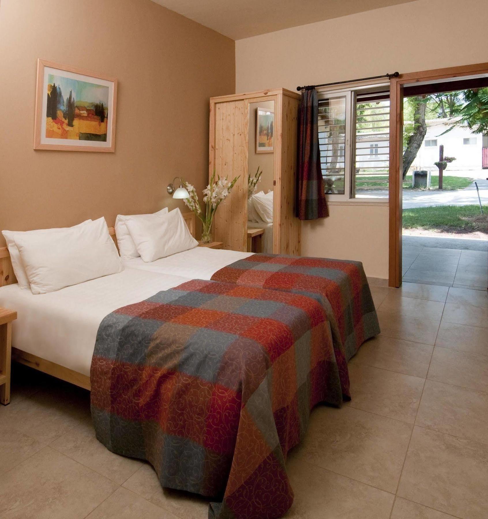 Nof Ginosar Kibbutz Hotel Zewnętrze zdjęcie