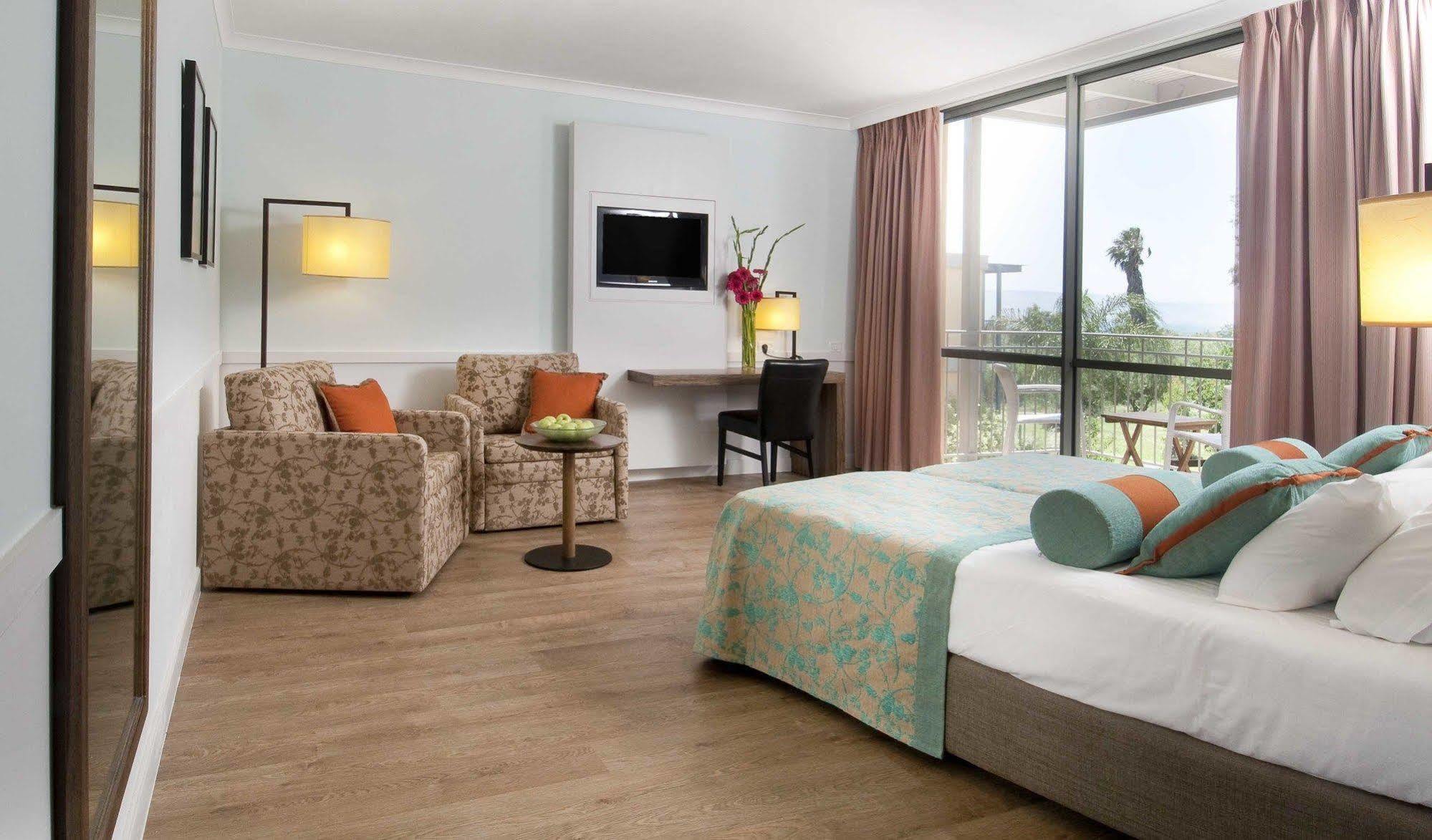 Nof Ginosar Kibbutz Hotel Zewnętrze zdjęcie