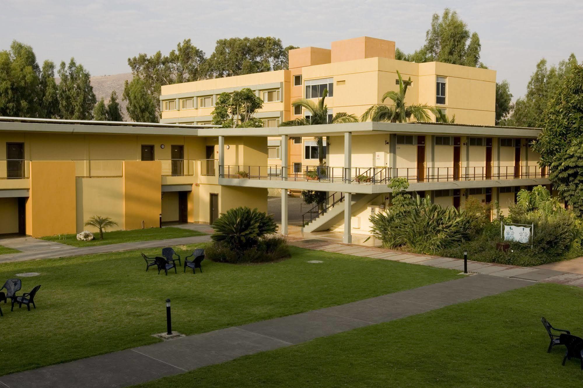 Nof Ginosar Kibbutz Hotel Zewnętrze zdjęcie